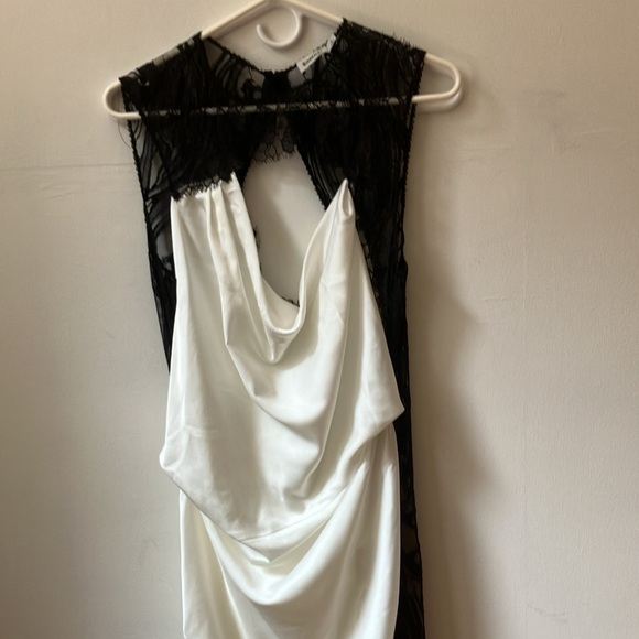 Simkhai white satin evening dress with black lace trim size 10 - Picture 2 of 6